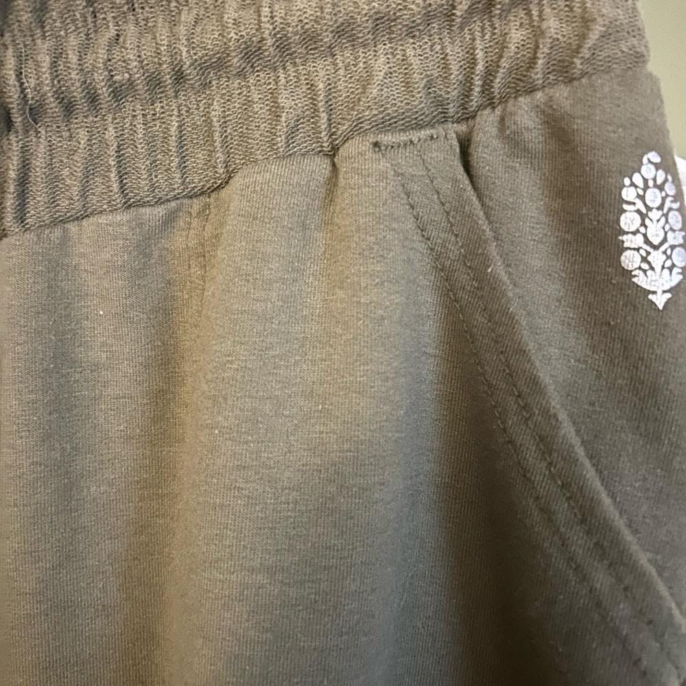 Free People Womans Olive Green Joggers - Picture 3 of 4